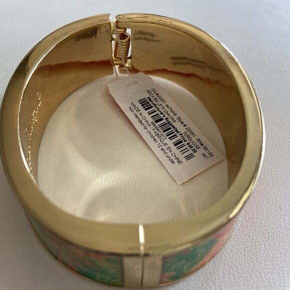 Lilly Pulitzer NWT Gold Tone Floral Hinged Bangle Bracelet - Picture 9 of 11